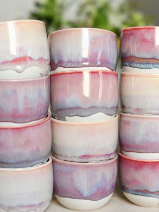 Porcelánky z minulé várky ☺️. Ke konci měsíce na Vás bude čekat taková menší podzimní limitka 🍁🎃. Bude malovaná a...